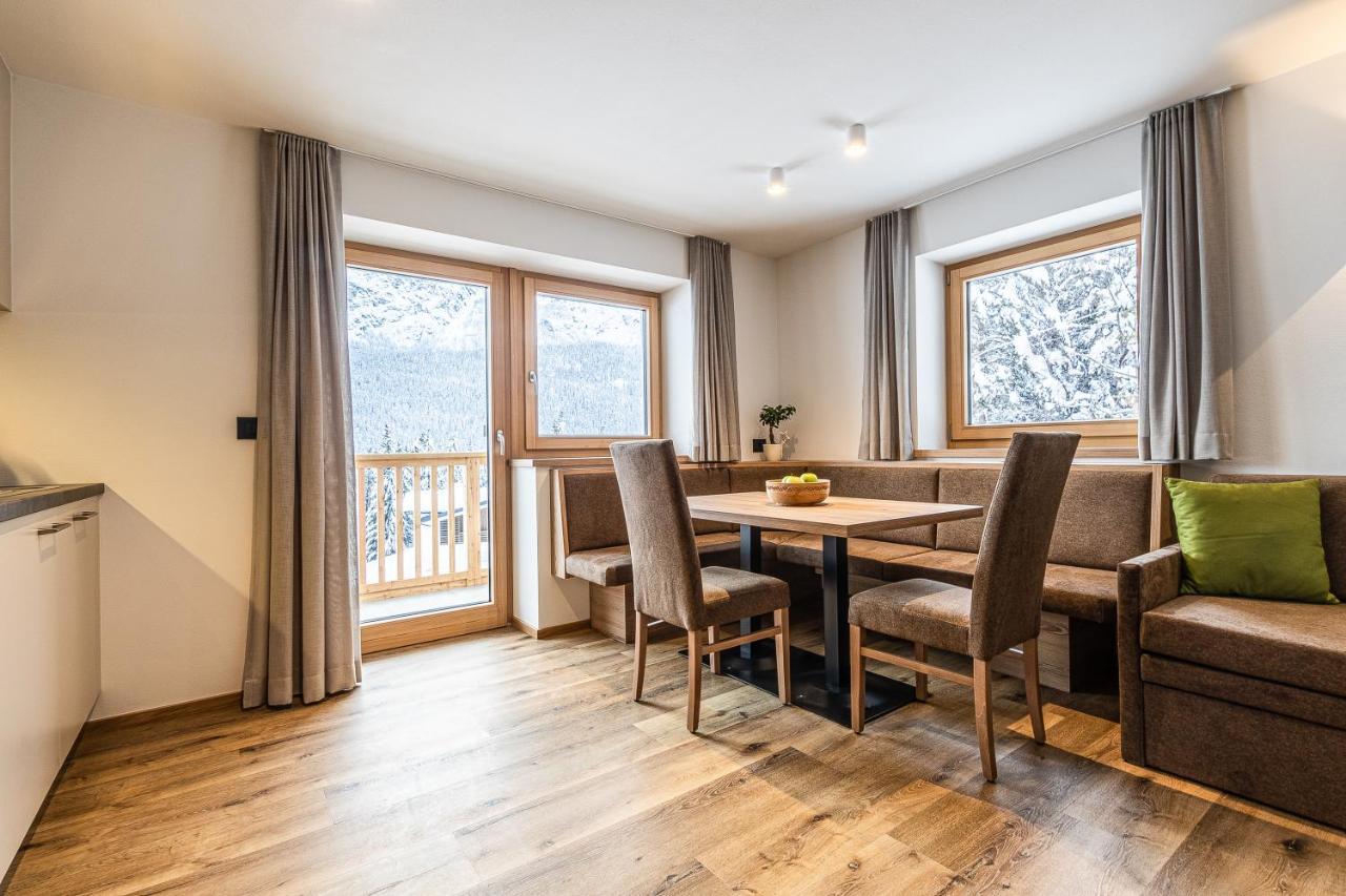 Niciora Apartment Бадия Екстериор снимка