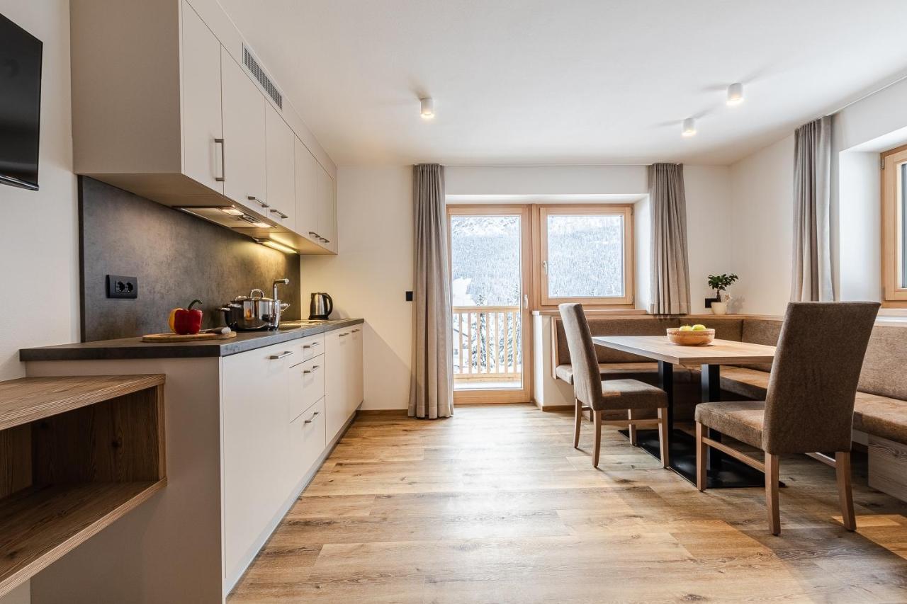 Niciora Apartment Бадия Екстериор снимка