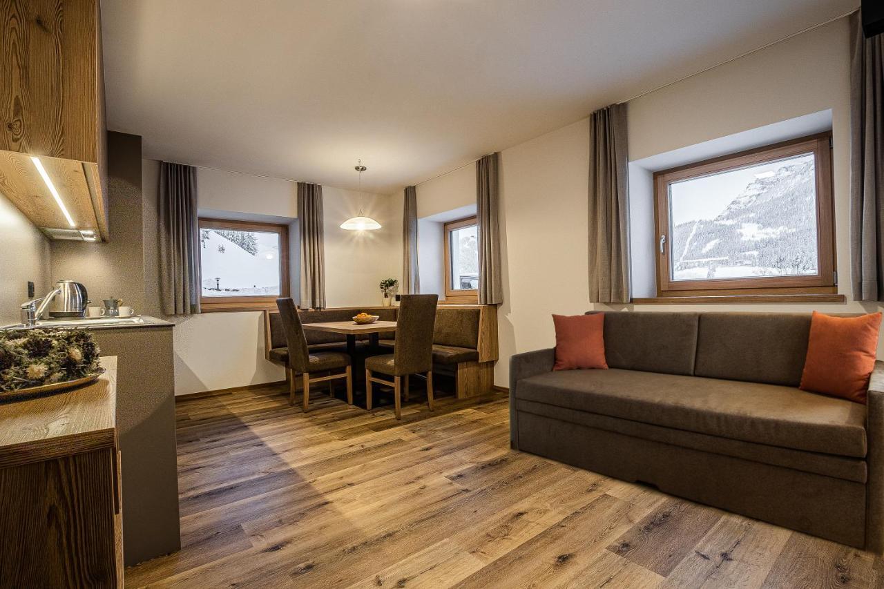 Niciora Apartment Бадия Екстериор снимка